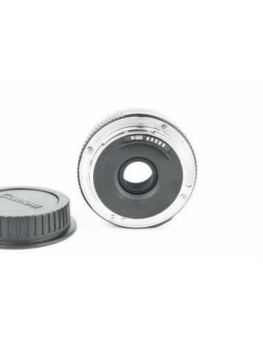 Canon EF 40mm 1:2.8 STM