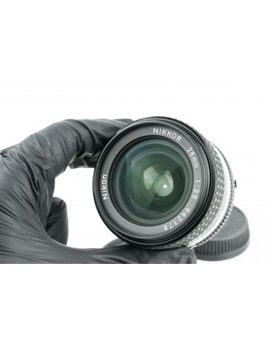 Nikon Ai-s Nikkor 28mm 1:2.8