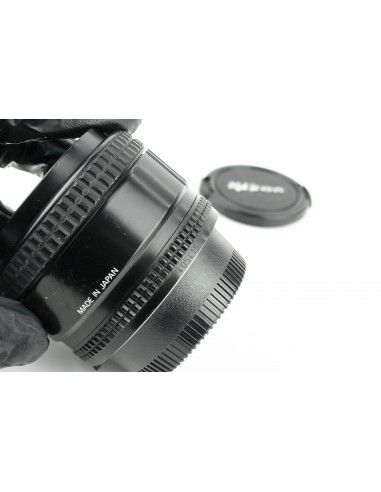 Nikon AF Nikkor 28mm 1:2.8 D