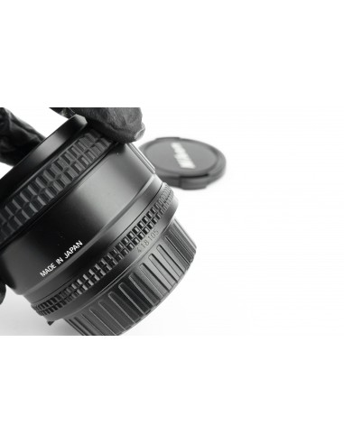 Nikon AF Nikkor 28mm 1:2.8 D