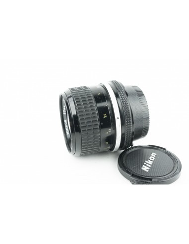 Nikon Ai Nikkor 85mm 1:2