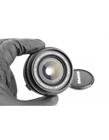 Olympus H. Zuiko Auto-W 24mm 1:2.8