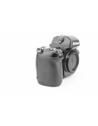 Nikon F100