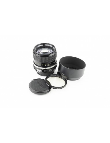 Nikon Ai Nikkor 85mm 1:2
