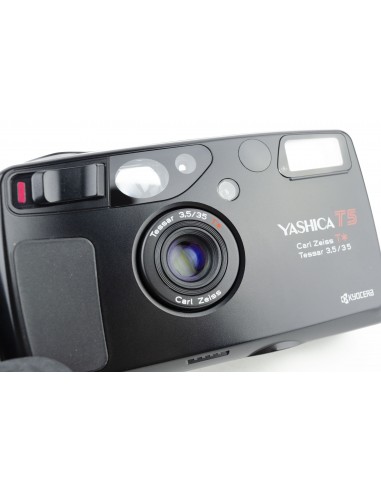 Yashica T5