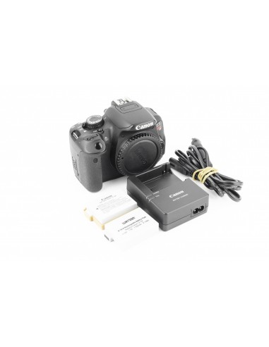 Canon EOS Rebel T4i / 650D