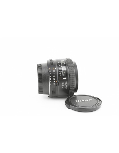 Nikon AF Nikkor 24mm 1:2.8 D