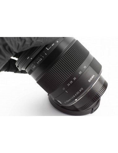 Sigma 17-70mm 1:2.8-4 DC OS HSM Macro