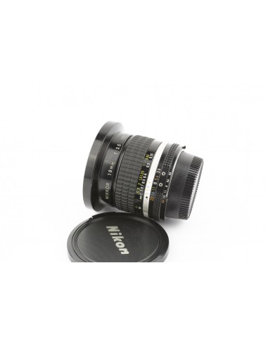 Nikon Ai-s Nikkor 18mm 1:3.5