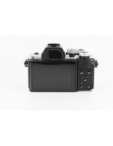 Olympus OM-D E-M10 II kit