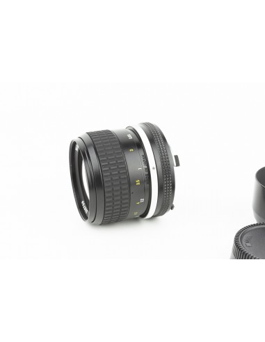 Nikon Ai Nikkor 85mm 1:2