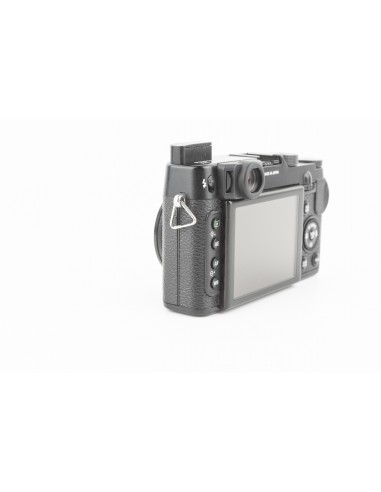 Fujifilm X10