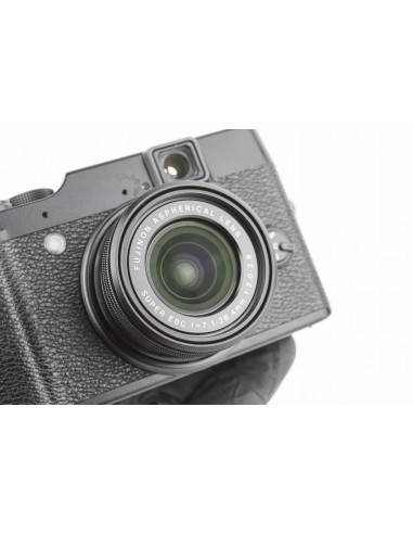 Fujifilm X10