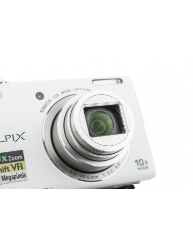 Nikon Coolpix S6200
