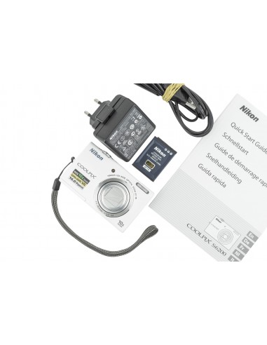 Nikon Coolpix S6200