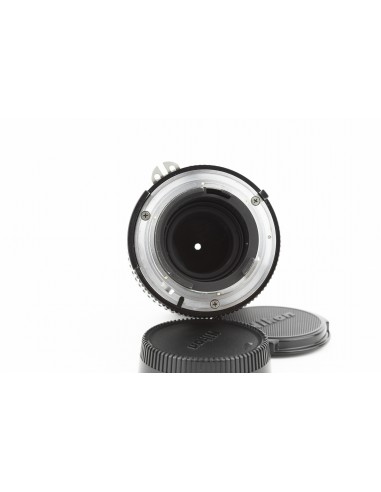Nikon Ai-s Nikkor 135mm 1:2.8