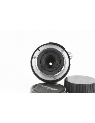 Nikon Ai Nikkor 24mm 1:2.8