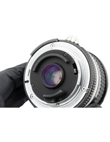 Nikon Ai-s Nikkor 20mm 1:2.8