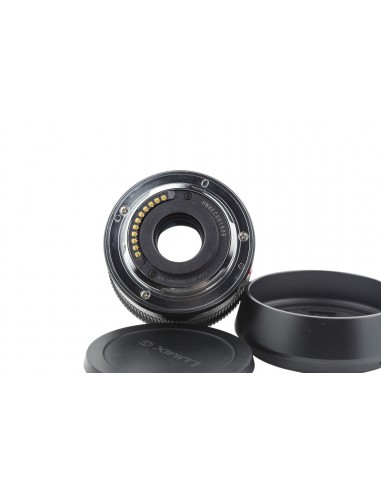 Leica Lumix DG Summilux 15mm 1:1.7 ASPH