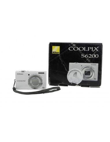 Nikon Coolpix S6200