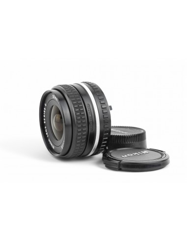 Nikon Ai-s Nikkor 28mm 1:2.8 Series E