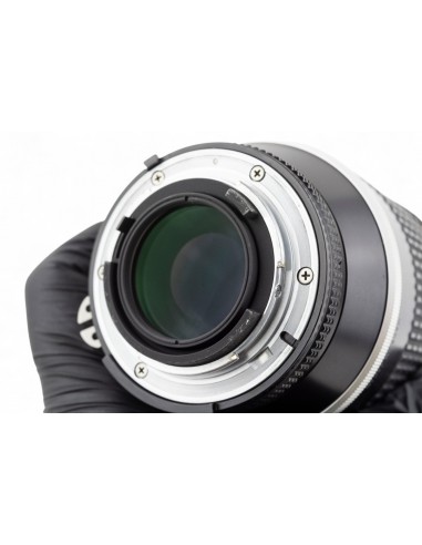 Nikon Ai-s Nikkor 180mm 1:2.8 ED