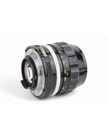 Nikon Nikkor-N Auto 28mm 1:2 + Ai Kit 26