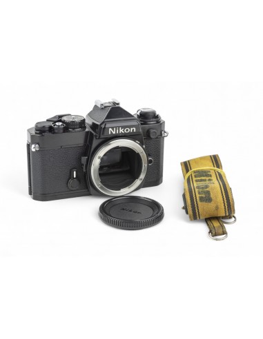 Nikon FE