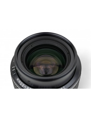 Nikon Ai-s Zoom Nikkor 28-50mm 1:3.5