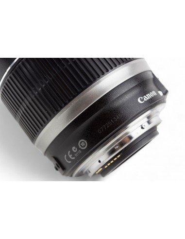 Canon Zoom Lens EF-S 18-200mm...