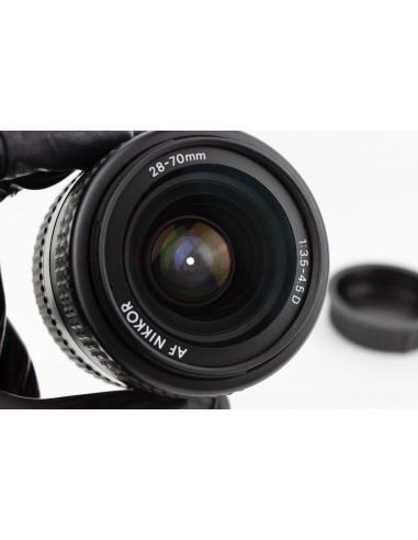 Nikon AF Nikkor 28-70mm 1:3.5-4.5 D