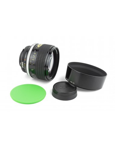 Nikon Ai-s Nikkor 85mm 1:1.4