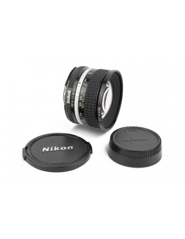 Nikon Ai-s Nikkor 20mm 1:2.8