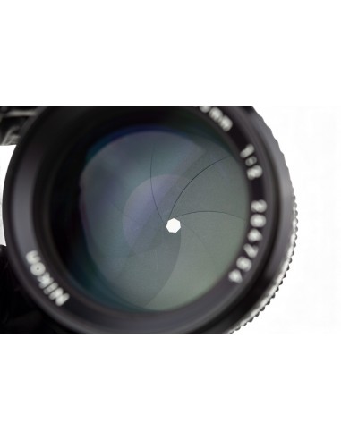Nikon Ai-s Nikkor 85mm 1:2