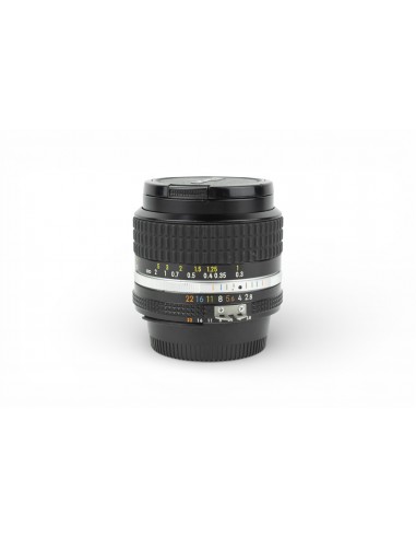 Nikon Ai-s Nikkor 24mm 1:2.8