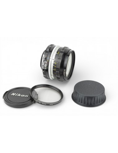 Nikon Nikkor-H Auto 28mm 1:3.5