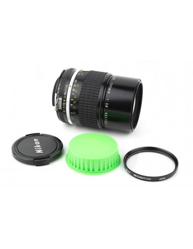 Nikon Ai-s Nikkor 135mm 1:2.8