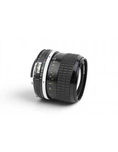 Nikon Ai Nikkor 85mm 1:2