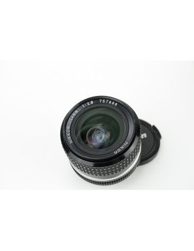 Nikon Nikkor Ai-s 24mm 1:2.8