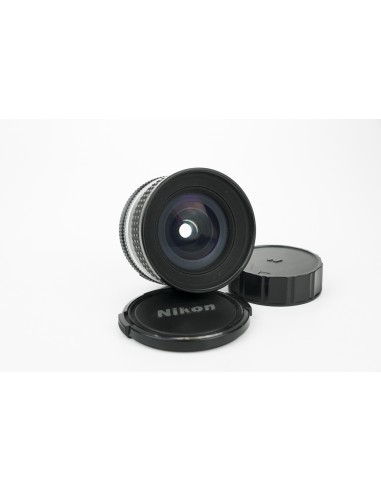 Nikon Nikkor Ai-s 20mm 1:2.8 CRC