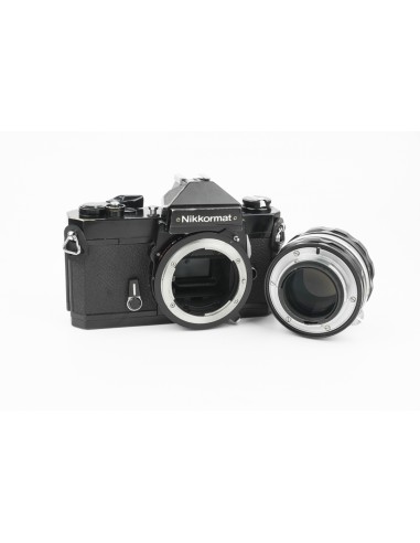 Nikkormat FT2 kit