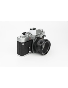 Konica Autoreflex T3 kit 2