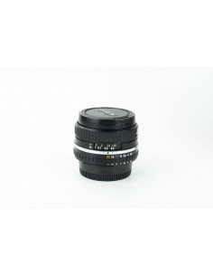 Nikon Nikkor Ai-s 28mm... 2