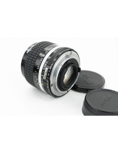 Nikon Nikkor Ai-s 35mm 1:2