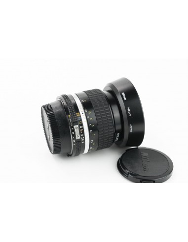 Nikon Nikkor Ai-s 35mm 1:2