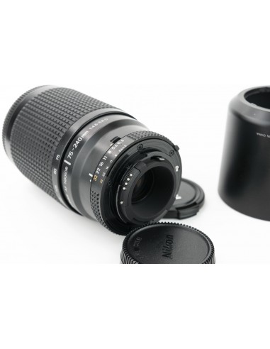 Nikon AF Nikkor 75-240mm 1:4.5-5.6 D