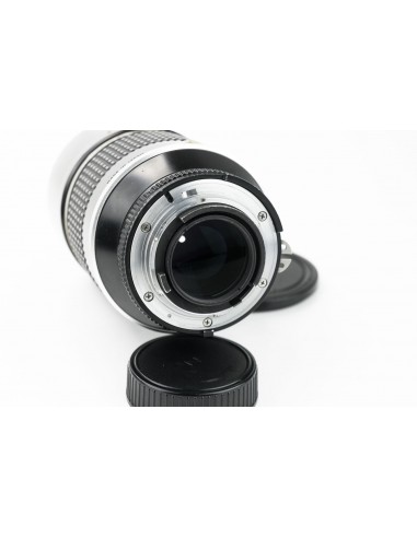 Nikon Nikkor Ai-s 180mm 1:2.8 ED