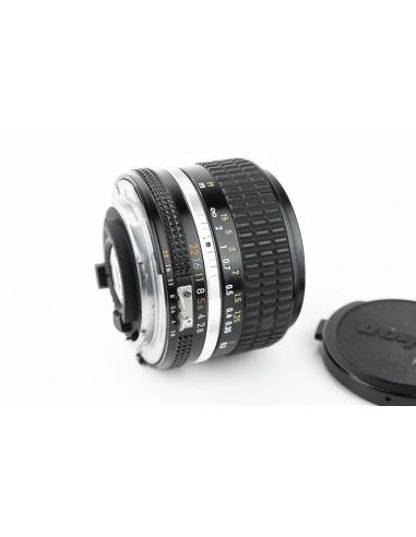Nikon Nikkor Ai-s 28mm 1:2.8 CRC