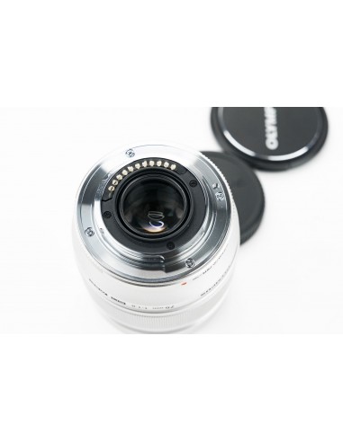 Olympus M. Zuiko ED 75mm 1:1.8 MSC