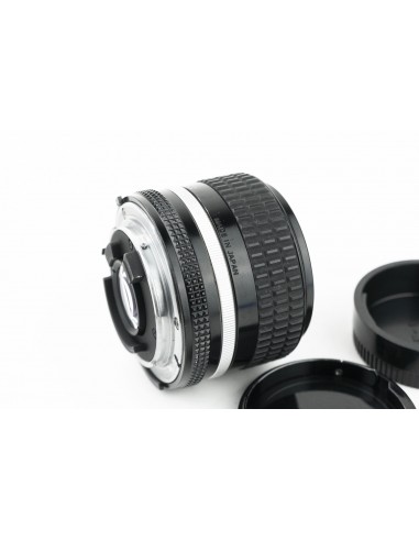 Nikon Nikkor Ai-s 28mm 1:2.8 CRC